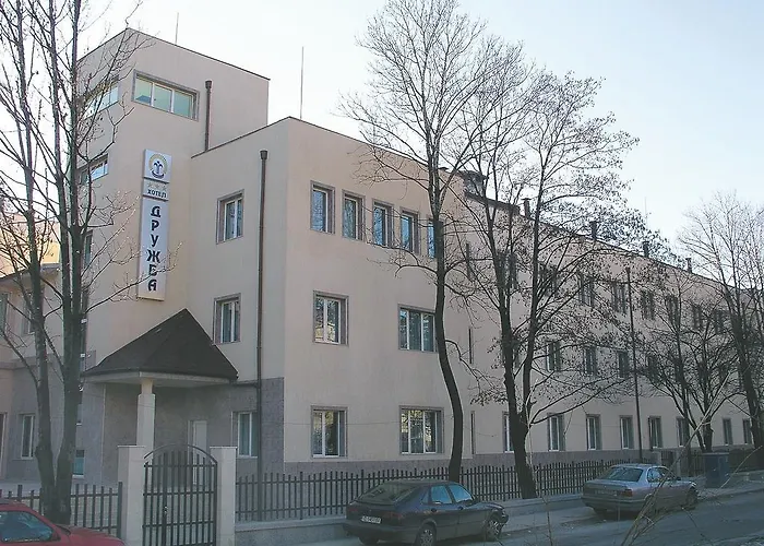 Хотел хотел дружба