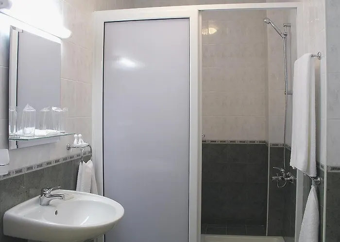 Хотел хотел дружба 2*